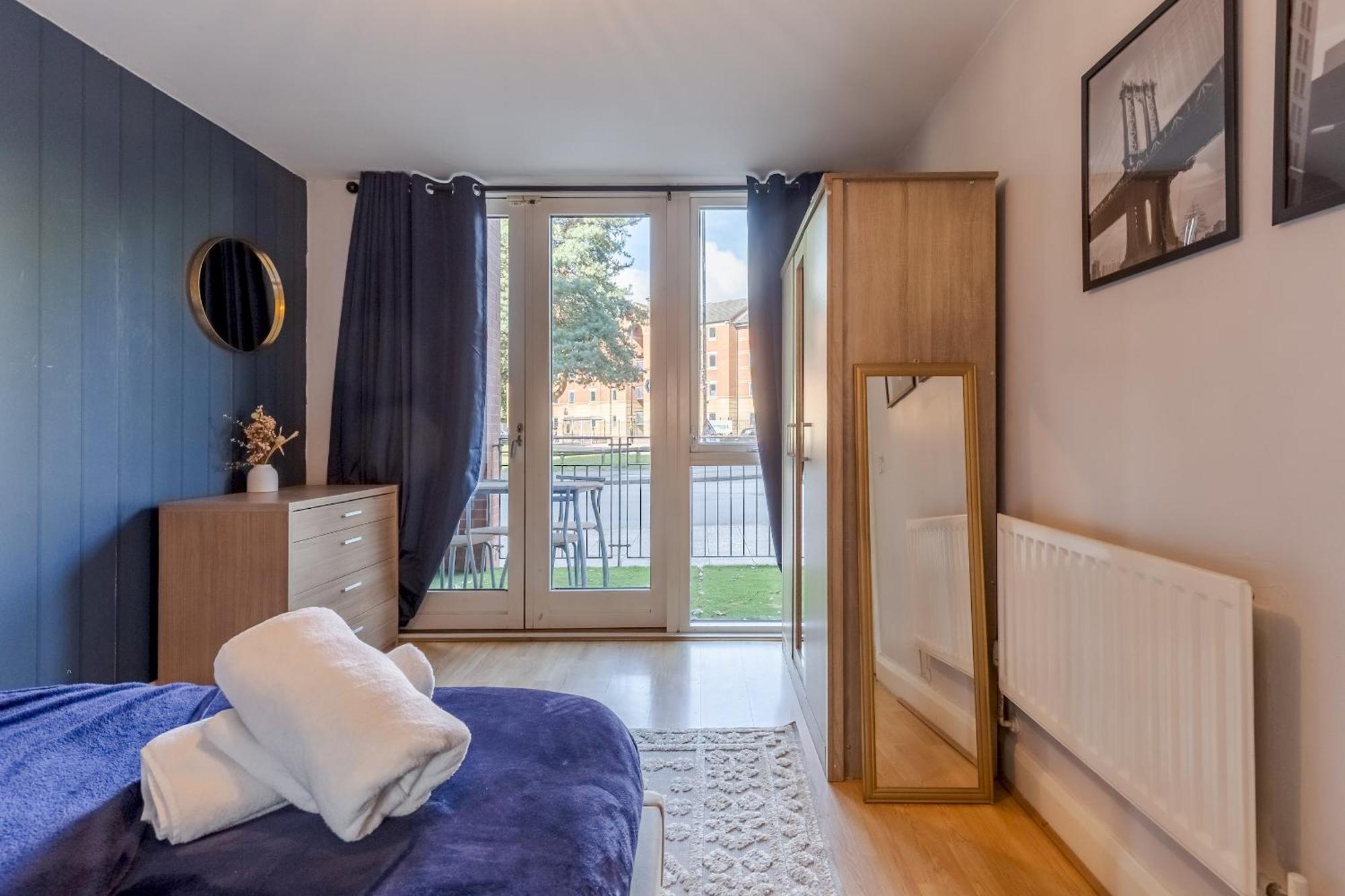 Apartment Pass The Keys Charming 1-bedroom In The Heart Of *