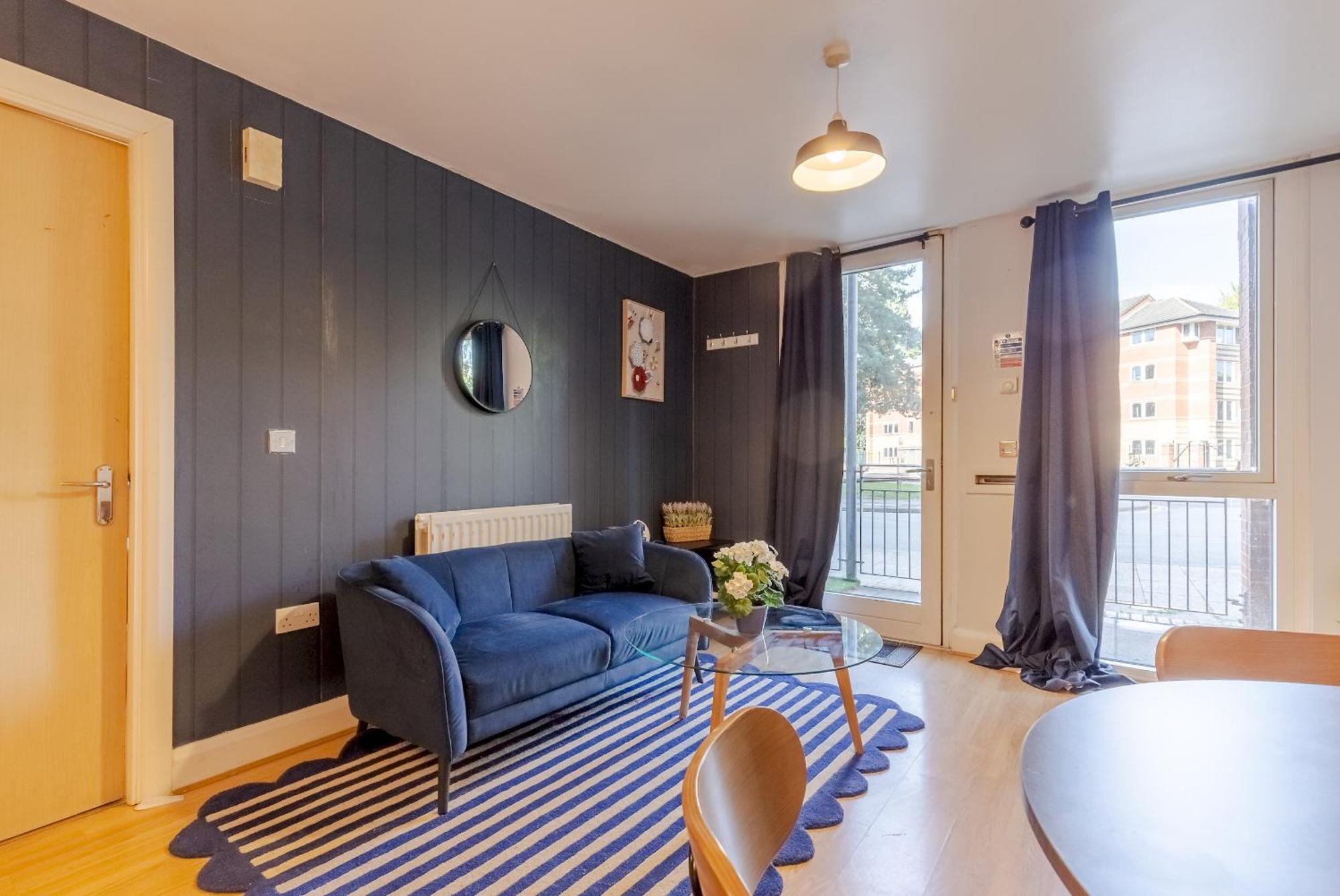 Pass The Keys Charming 1-bedroom In The Heart Of
