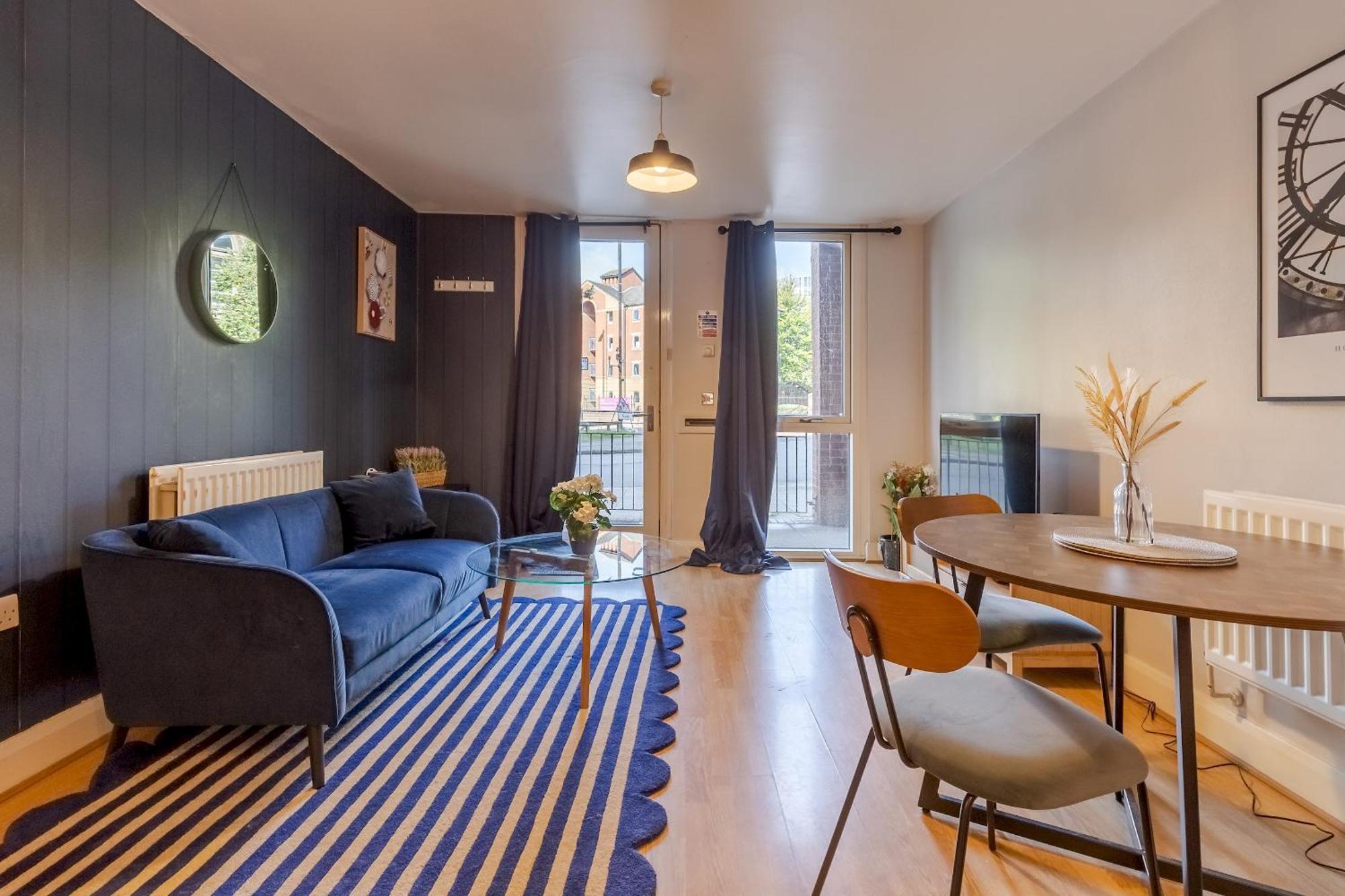 Pass The Keys Charming 1-bedroom In The Heart Of *